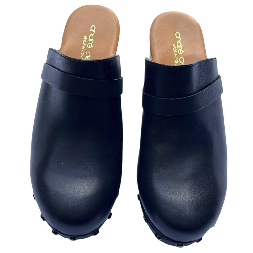 ANDRE ASSOUS Women's Sofi Slip On Studded Platform Clogs in Black Size 8